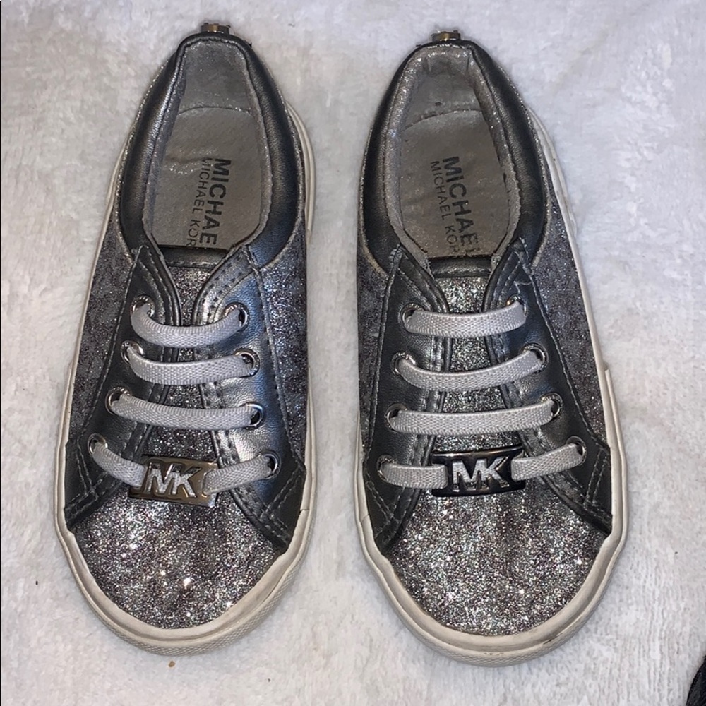 Kids Michael kors shoes size 8